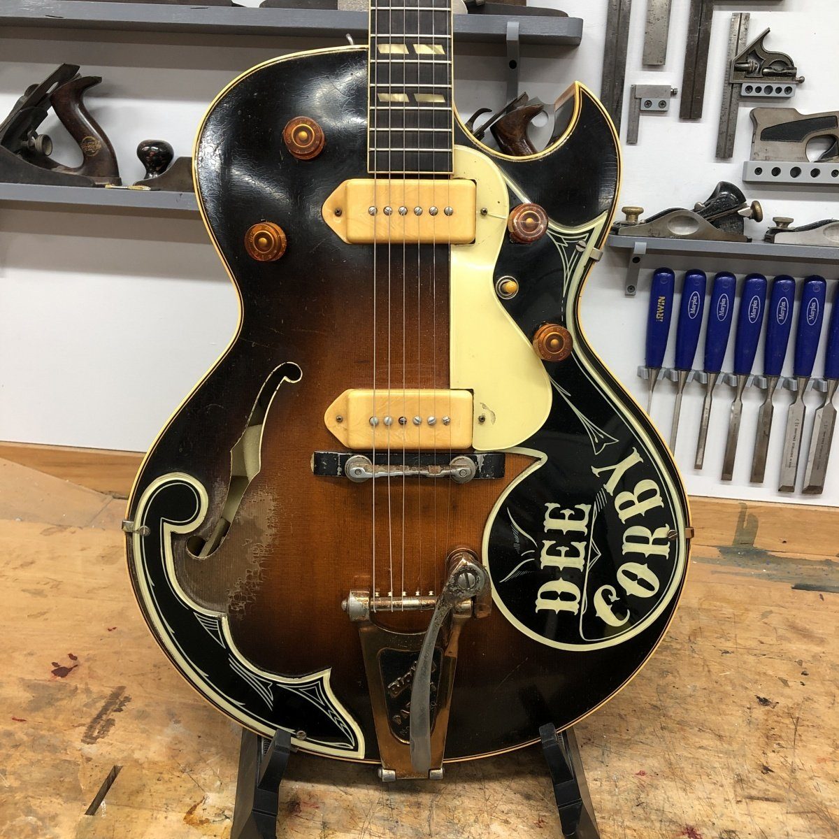 Dee Corby modified ’51 Gibson L4-C