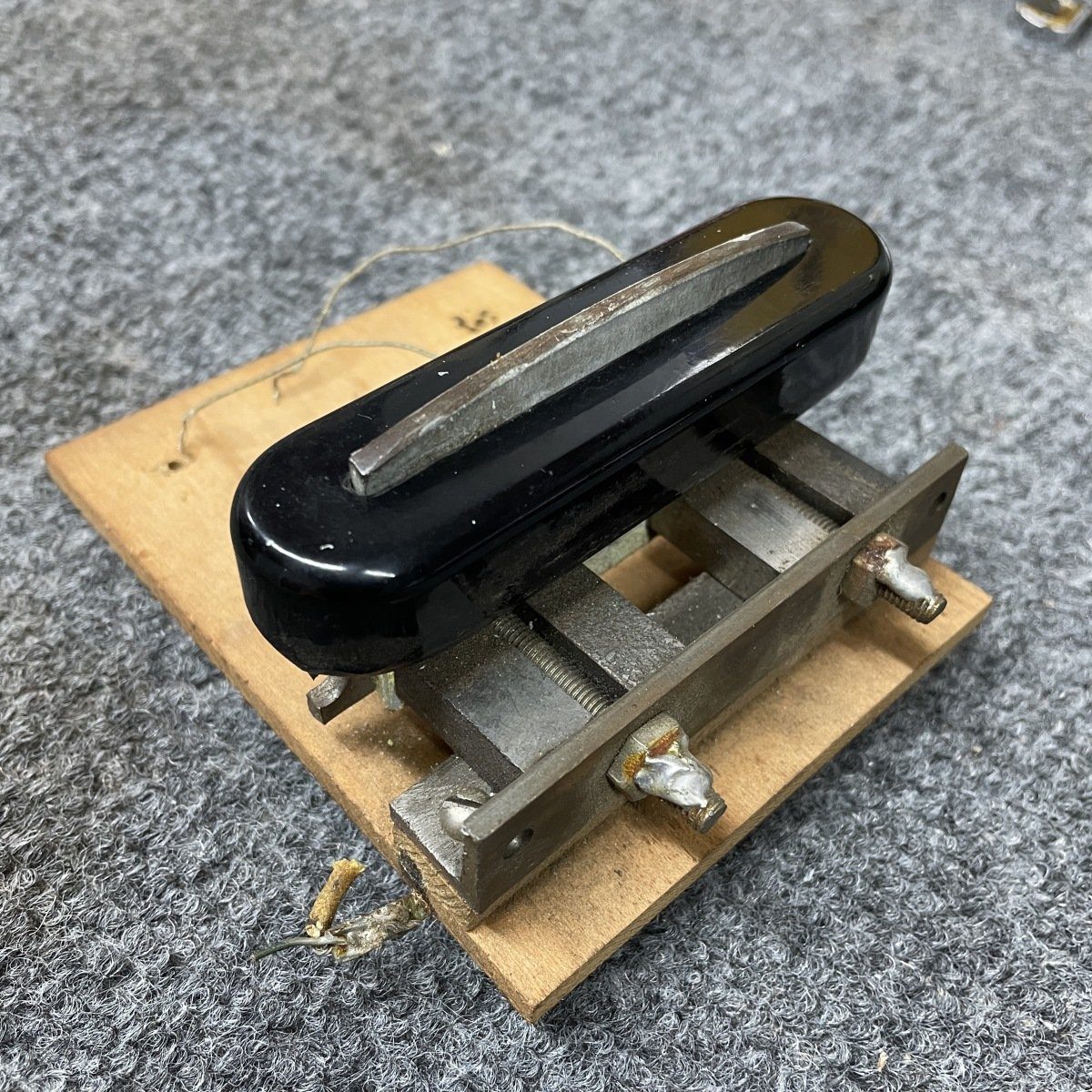 Epiphone Coronet Archtop Pickup Rewind